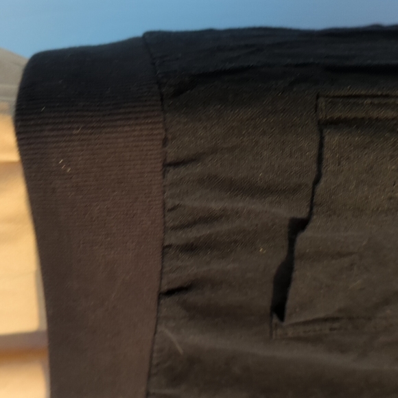 Caslon Cropped Linen Joggers - Picture 3 of 4